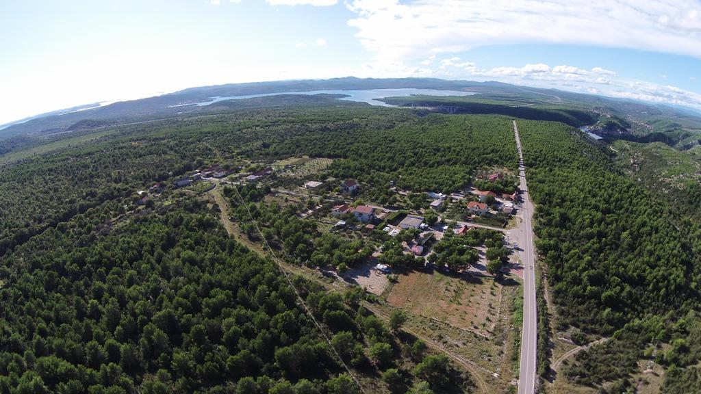 Rooms Camp Marina Лозовац Экстерьер фото
