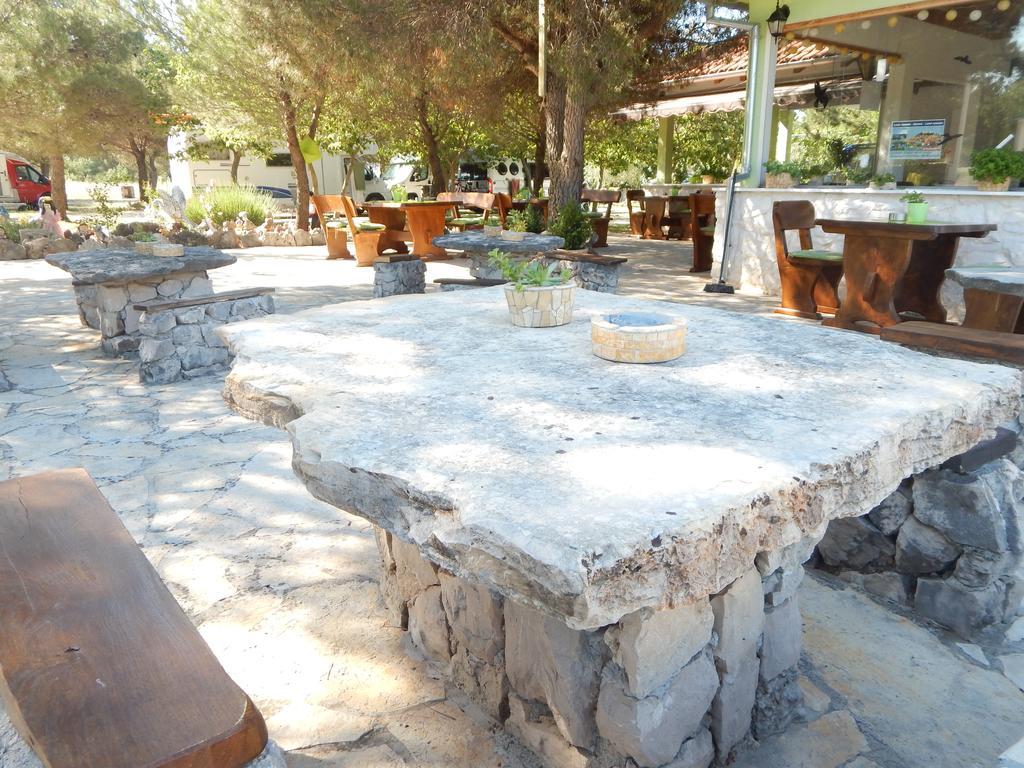 Rooms Camp Marina Лозовац Экстерьер фото